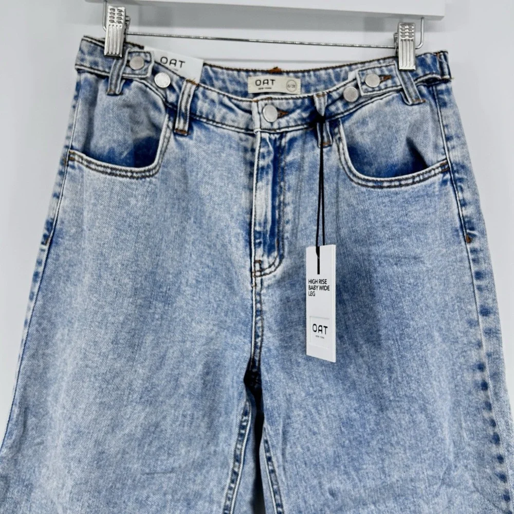 Wide Leg Jeans Light Wash High Rise Baggy Minimalist Model Off Duty Denim 6/28